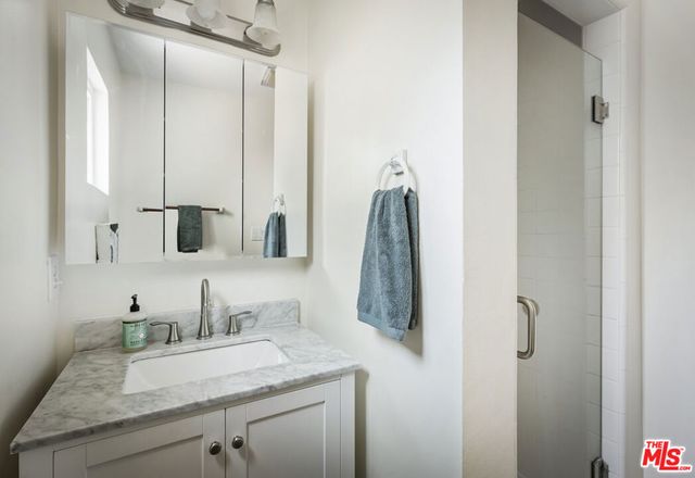 1551 Cerro Gordo Street, Los Angeles, CA 90026