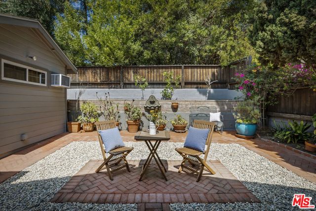1551 Cerro Gordo Street, Los Angeles, CA 90026