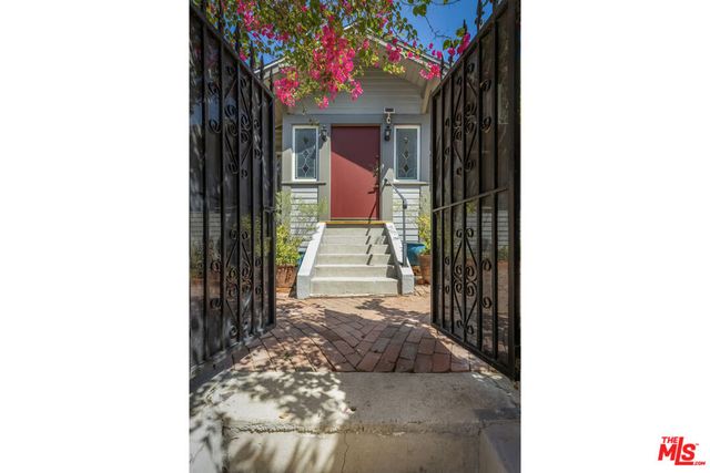 1551 Cerro Gordo Street, Los Angeles, CA 90026