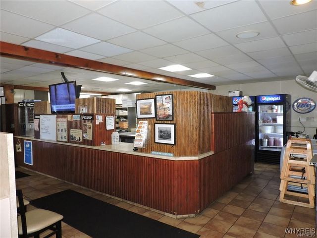 5055 Broadway, Lancaster, NY 14043