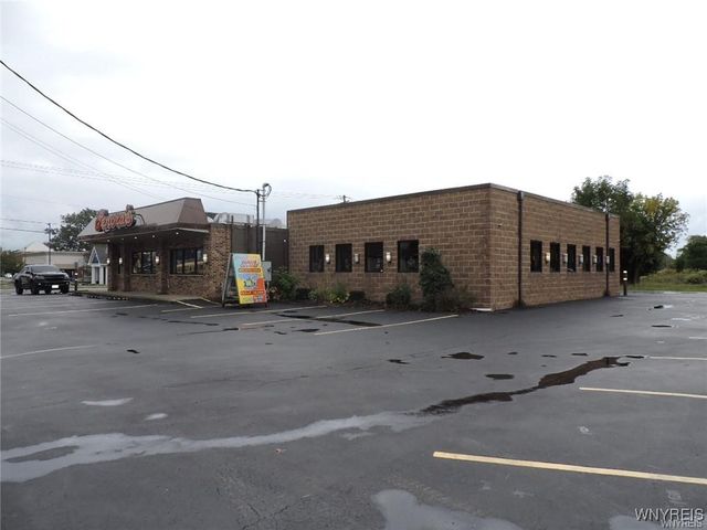 5055 Broadway, Lancaster, NY 14043