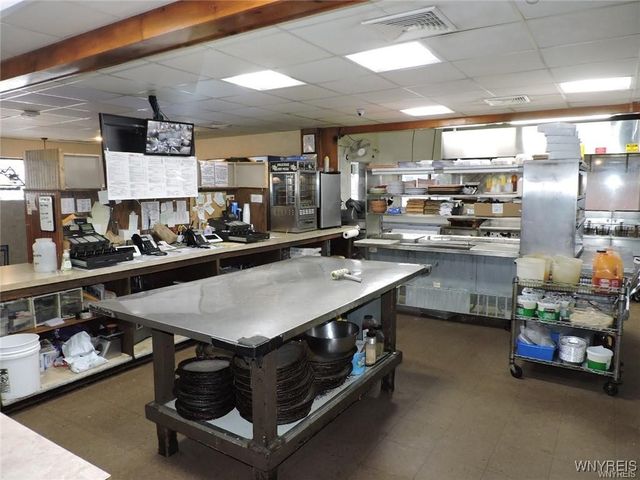 5055 Broadway, Lancaster, NY 14043