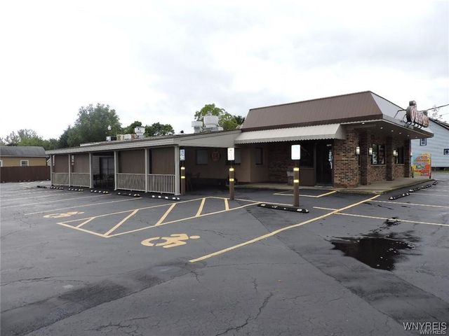 5055 Broadway, Lancaster, NY 14043