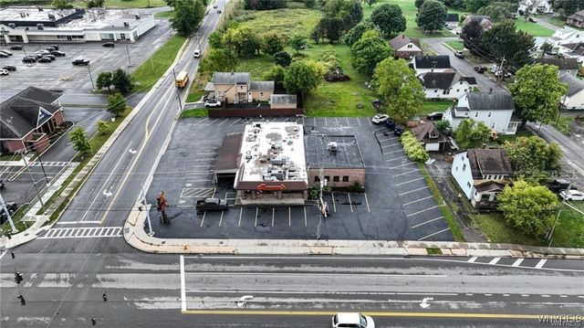 5055 Broadway, Lancaster, NY 14043