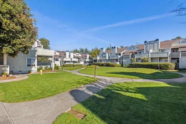 175 Troon Way, Half Moon Bay, CA 94019