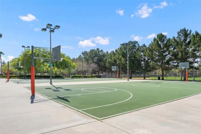 17 City Stroll, Irvine, CA 92620