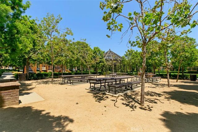 17 City Stroll, Irvine, CA 92620