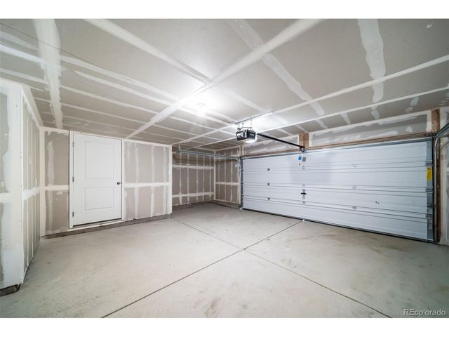 10053 Salem Ct, Commerce City, CO 80022