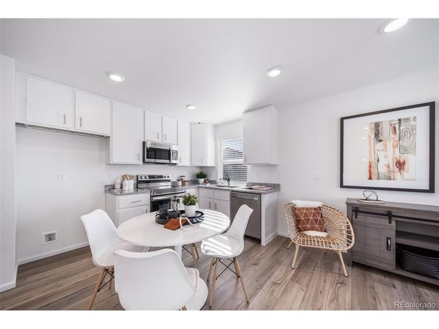 10053 Salem Ct, Commerce City, CO 80022