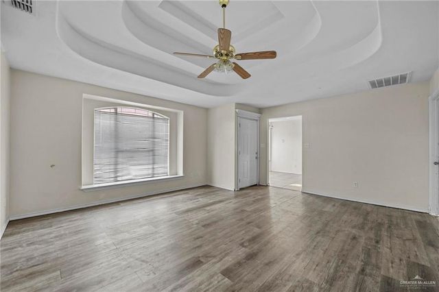 1823 N Oak Street, Alton, TX 78573