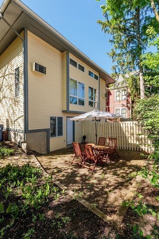 12 Shea Road, Cambridge, MA 02140
