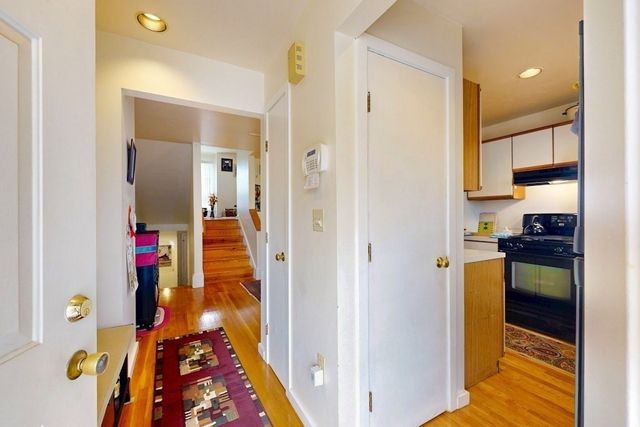 12 Shea Road, Cambridge, MA 02140