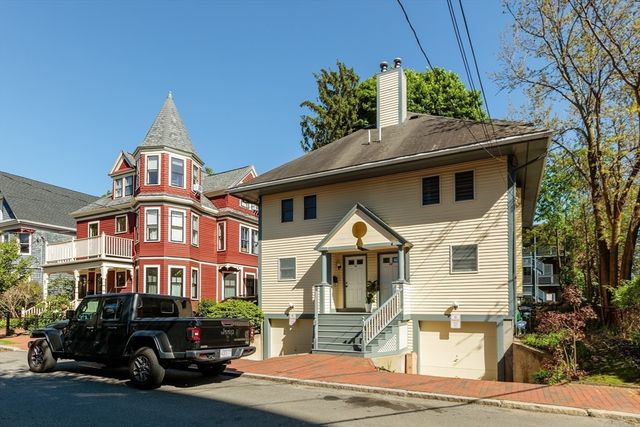 12 Shea Road, Cambridge, MA 02140
