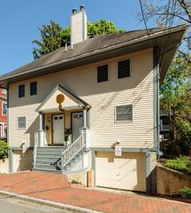 12 Shea Road, Cambridge, MA 02140