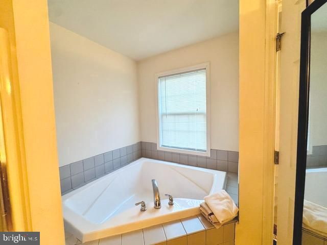329 GILLIBROOK LN, Dover, DE 19904