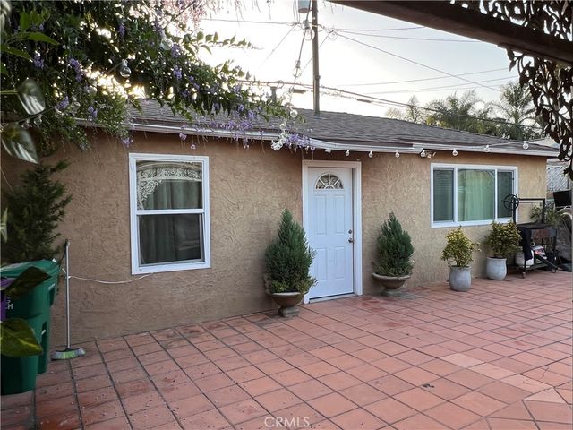 2767 Gale, Long Beach, CA 90810