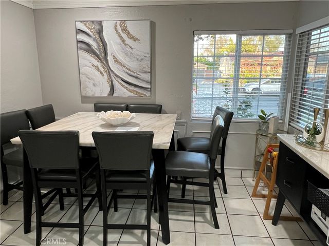 2767 Gale, Long Beach, CA 90810