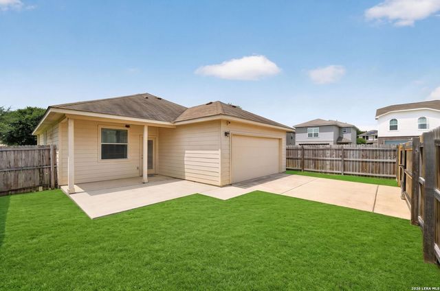 2119 Catfish Pond, San Antonio, TX 78224