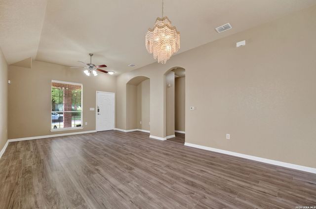 2119 Catfish Pond, San Antonio, TX 78224