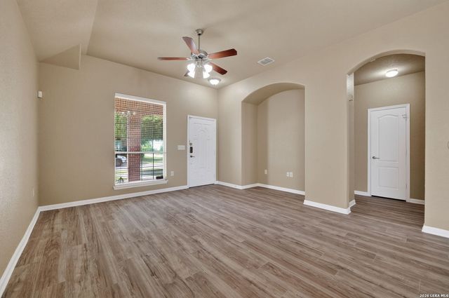 2119 Catfish Pond, San Antonio, TX 78224