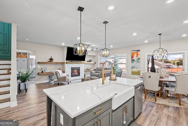 490 Payne Road, Woodstock, GA 30188