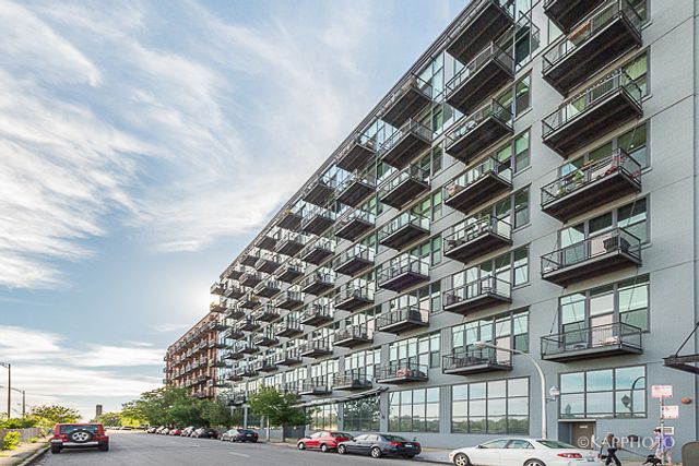 1224 W Van Buren Street 506, Chicago, IL 60607