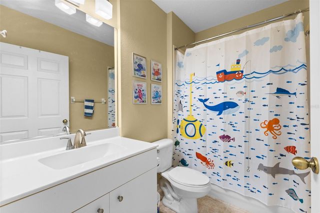 414 LAUREL LAKE DRIVE 203, Venice, FL 34292