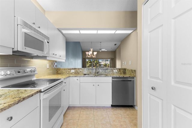 414 LAUREL LAKE DRIVE 203, Venice, FL 34292