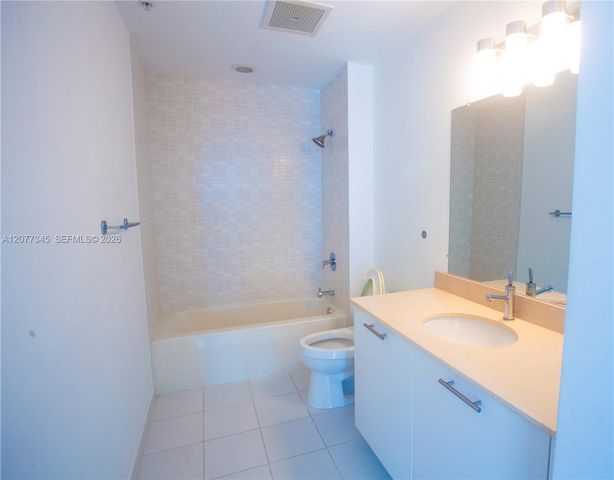 3470 E Coast Avenue H1213, Miami, FL 33137