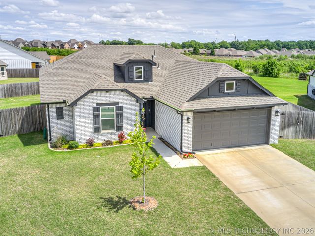 2902 W Albuquerque Place, Broken Arrow, OK 74011