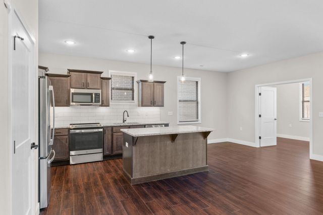 5955 S Farm Road 163 105, Springfield, MO 65810