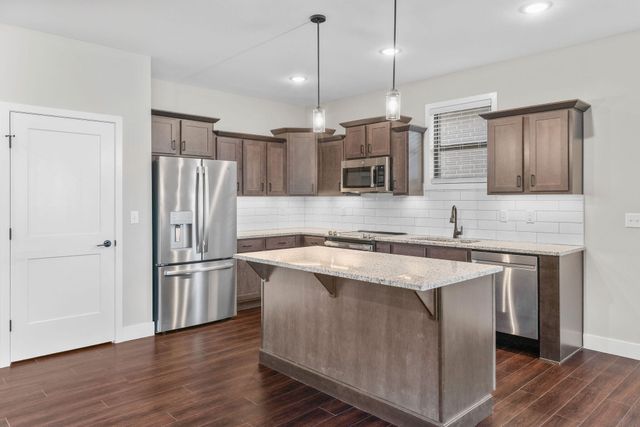 5955 S Farm Road 163 105, Springfield, MO 65810