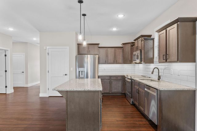 5955 S Farm Road 163 105, Springfield, MO 65810