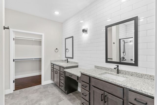 5955 S Farm Road 163 105, Springfield, MO 65810