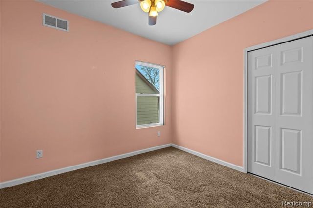 25048 Doxtator Street, Dearborn, MI 48128