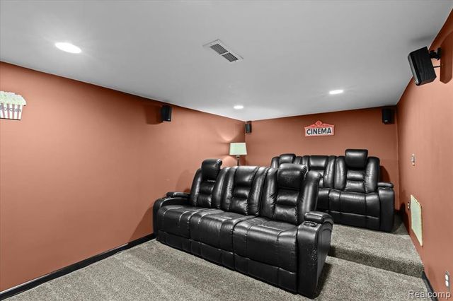 25048 Doxtator Street, Dearborn, MI 48128