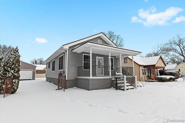 25048 Doxtator Street, Dearborn, MI 48128