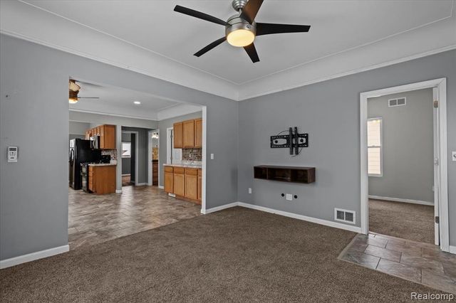 25048 Doxtator Street, Dearborn, MI 48128