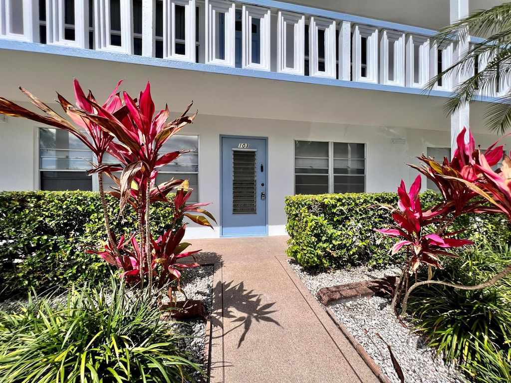 103 Wellington M, West Palm Beach, FL 33417
