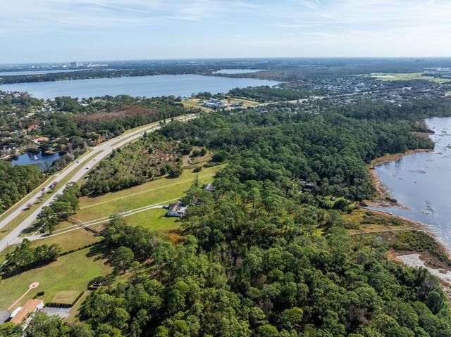 8822 WINTER GARDEN VINELAND ROAD, Orlando, FL 32836