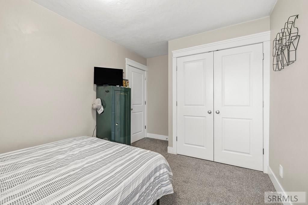 Image 16 of property listing at 806 N 650 E, Basalt, ID 83218