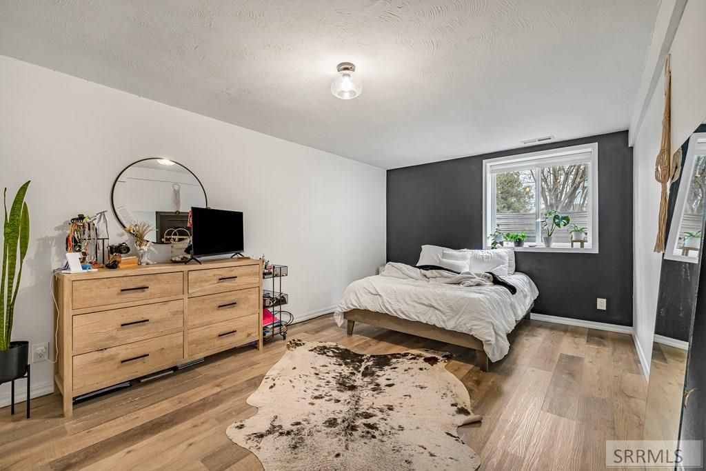 Image 20 of property listing at 806 N 650 E, Basalt, ID 83218