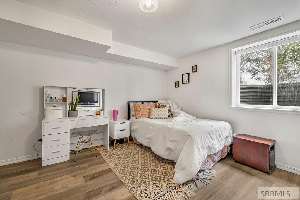 Image 23 of property listing at 806 N 650 E, Basalt, ID 83218