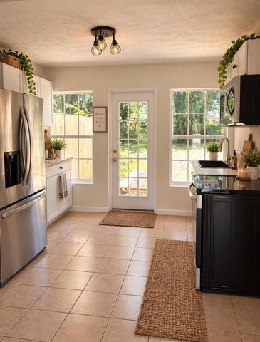 2747 EASTLAND ROAD, Mount Dora, FL 32757