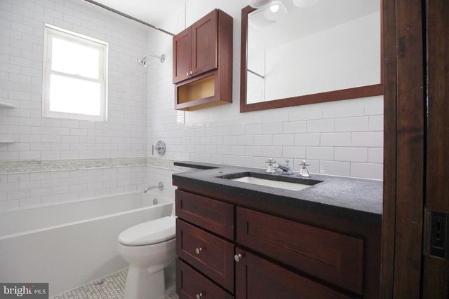 2417 OTIS ST NE, Washington, DC 20018