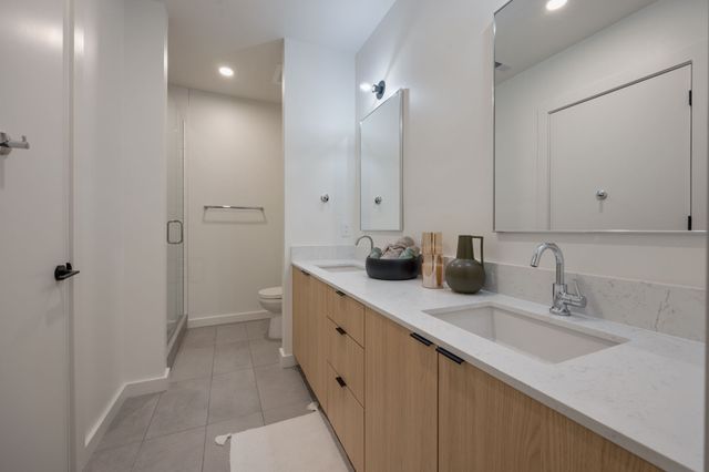 635 7th Ave S Apt 510, Nashville, TN 37203