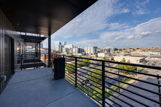 635 7th Ave S Apt 510, Nashville, TN 37203