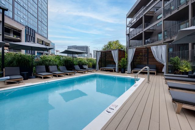 635 7th Ave S Apt 510, Nashville, TN 37203