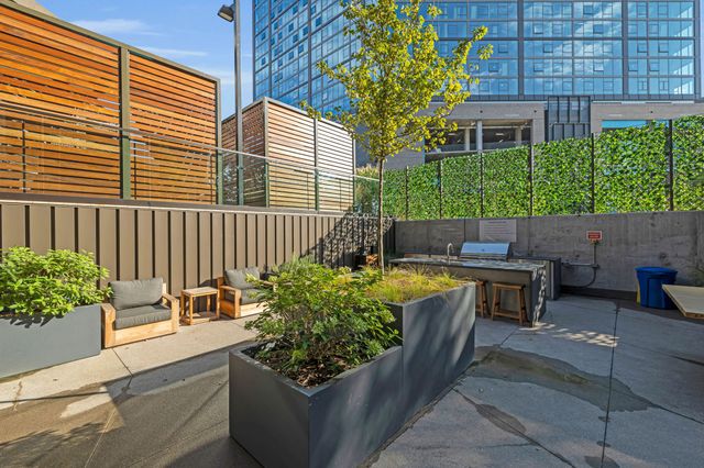635 7th Ave S Apt 510, Nashville, TN 37203