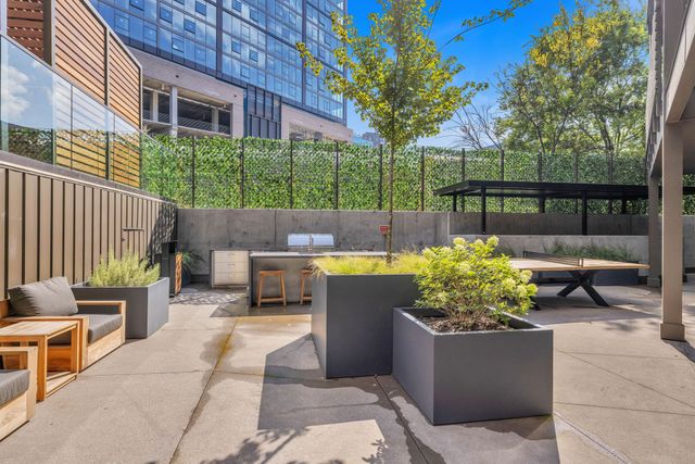 635 7th Ave S Apt 510, Nashville, TN 37203
